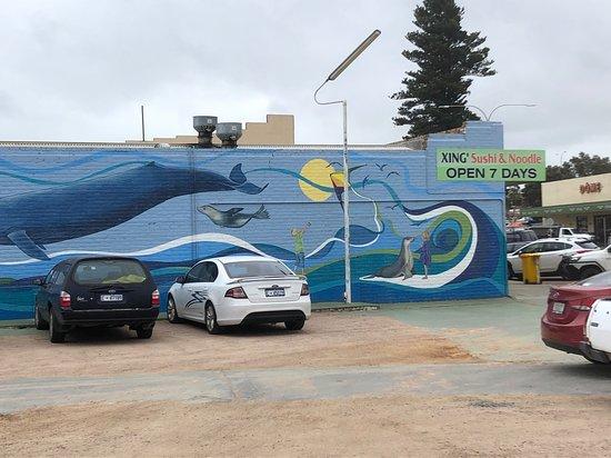 Xing's Sushi & Noodle