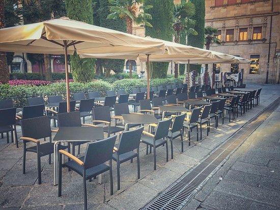 QUID DIVINUM tapas y vinos