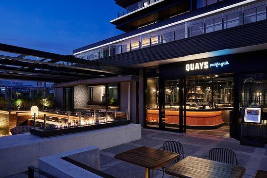 QUAYS pacific grill