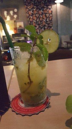 Hippie Bar and Restaurant