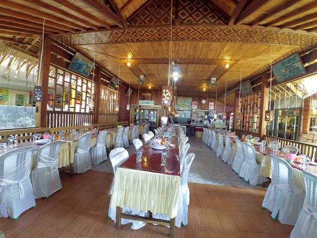 Kang Ayi Resto Batukaras