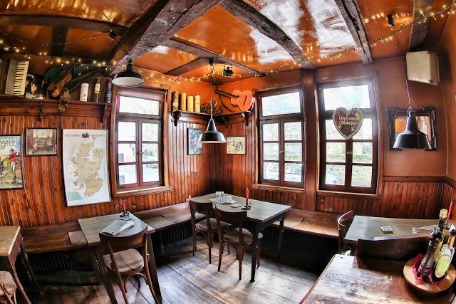 Cafe Bistro Bierhaus Schluck Specht