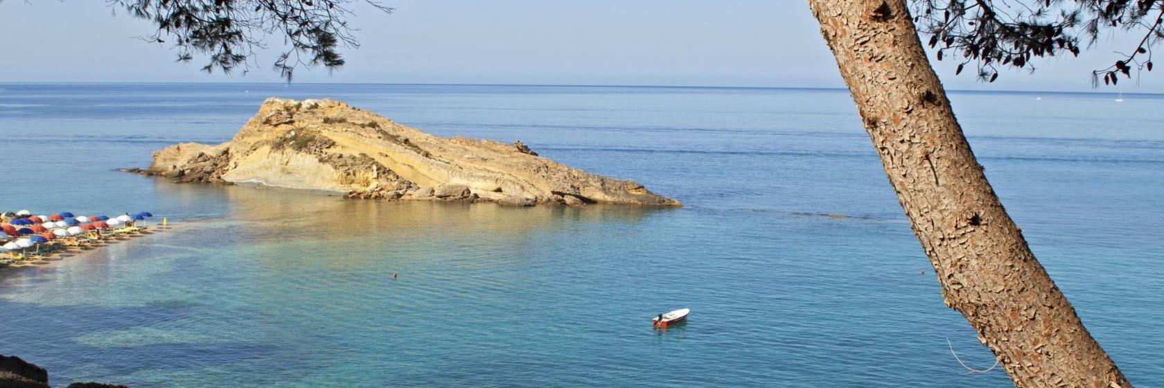 Spiaggia di Platis Gialos