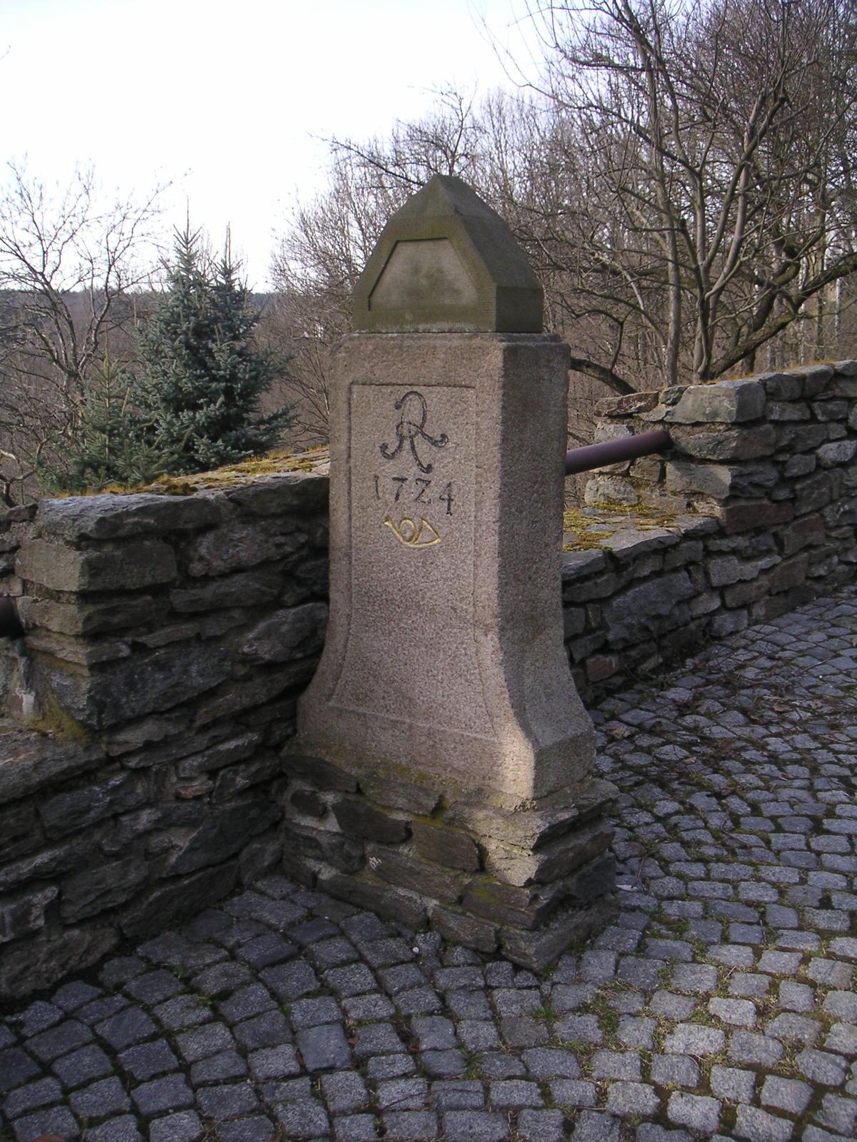 Kursächsische Postmeilensäule Schönbrunn