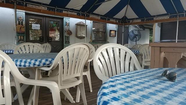 Hofer's Bakery and Cafe