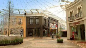 Einkaufszentrum Paris Van Java Mall