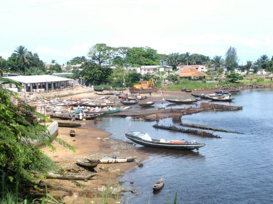 Londji village des pecheurs
