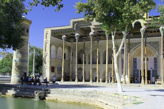 Boloi Havz Cathedral Mosque