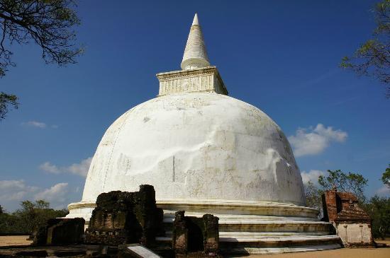 Kiri Vehera Stupa