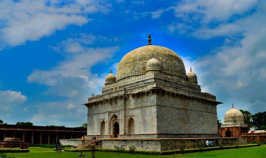 Hoshang Shah's Tomb