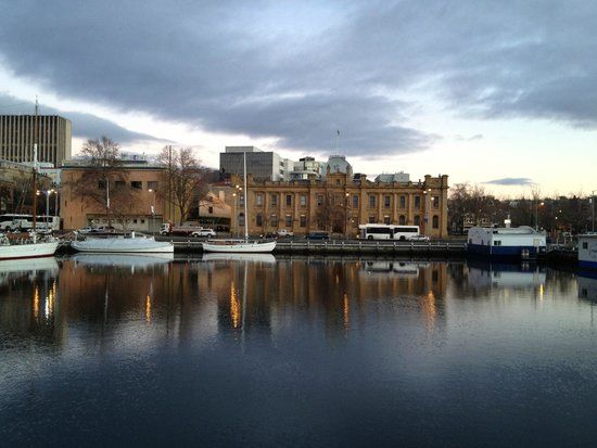 Henry Jones Design Gallery