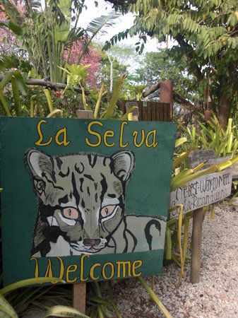 La Selva Wildlife Refuge & Zoo