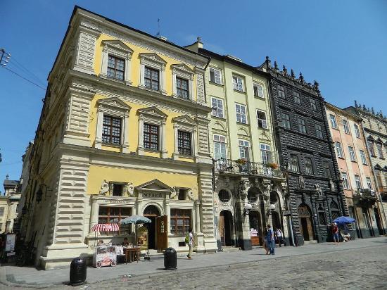 The Bandinelli Palace