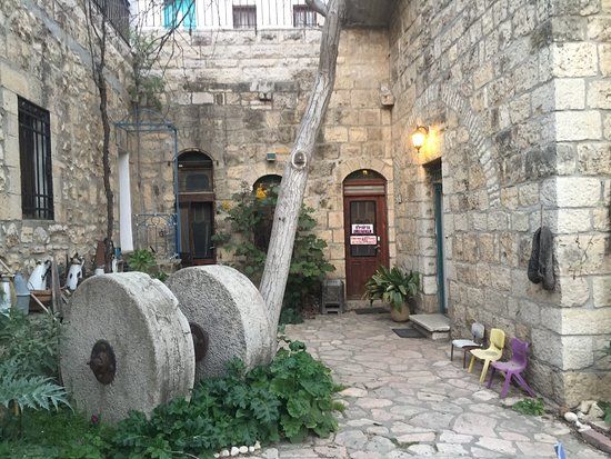 Amanut Greenfield Studio