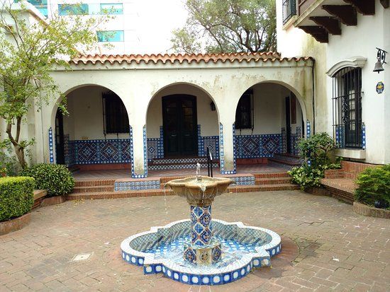 Sculptor Museum Zorrilla de San Martin