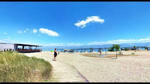 Spiaggia della laguna di Nona