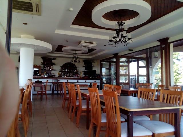 Pentaras Restaurant Cyprus