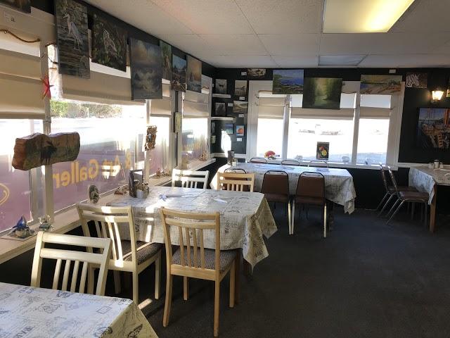 Sandbar Cafe & Art Gallery