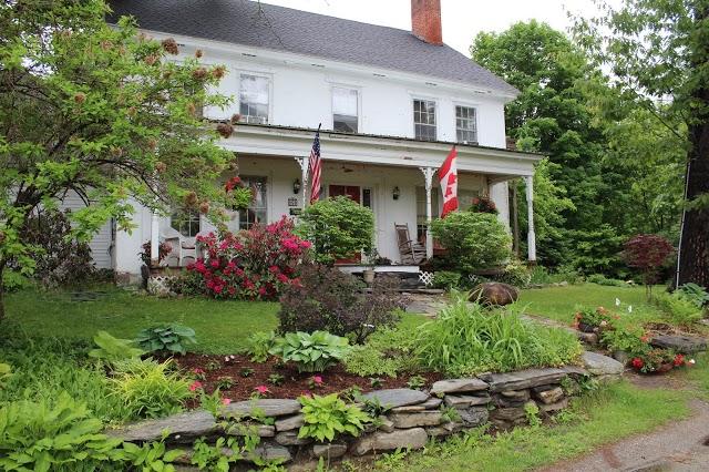 Stone Hearth Inn & Tavern