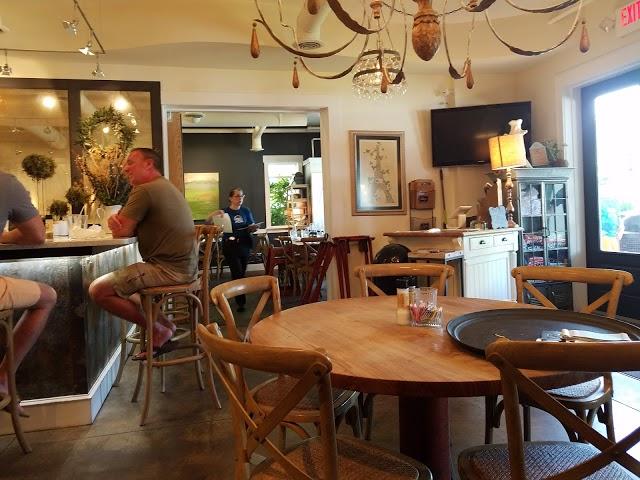 Perfect Pig Grill and Fish House