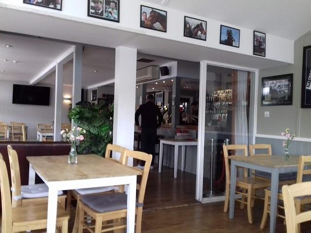 The Lakeside Brasserie