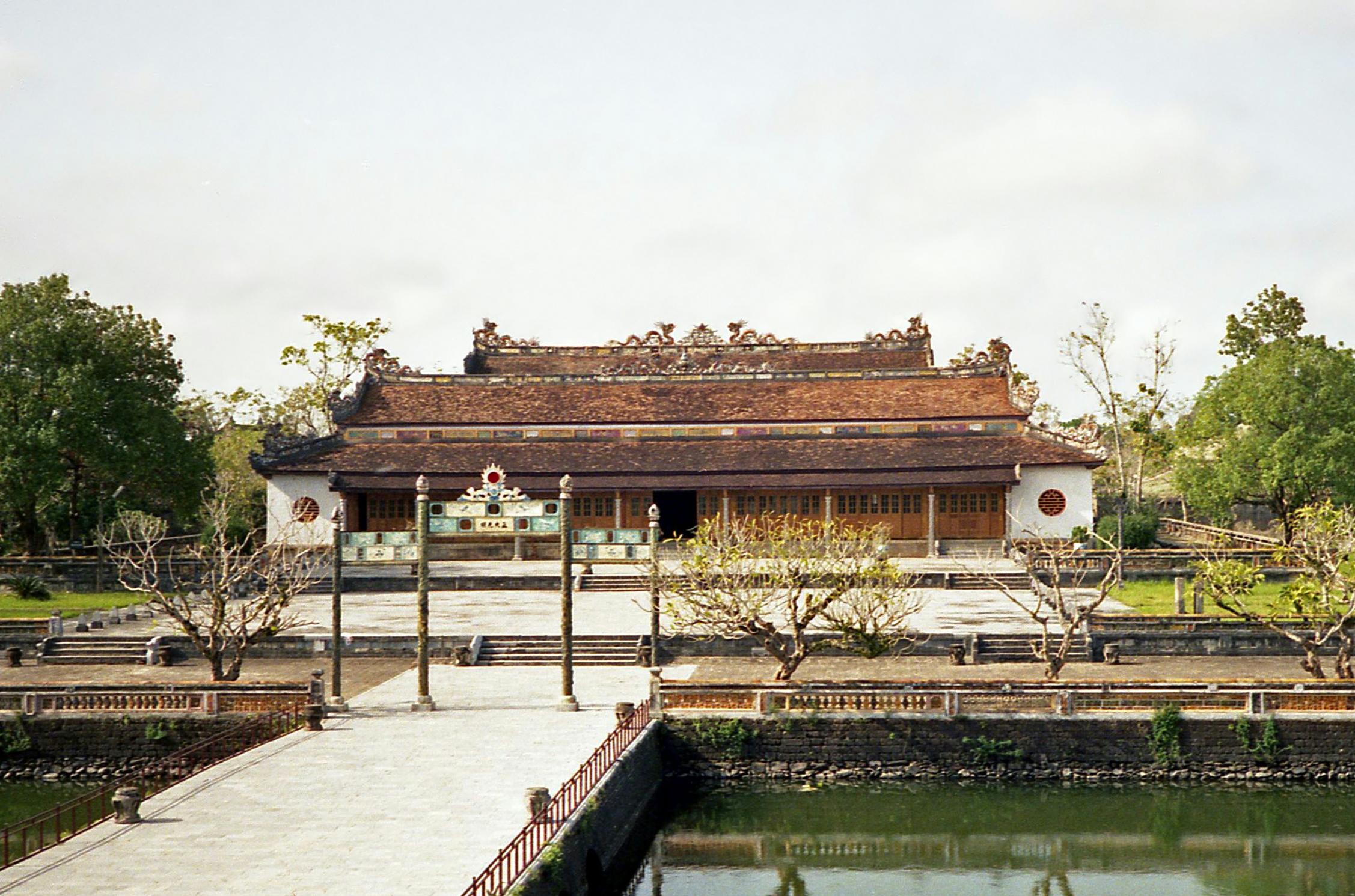 Thái Hoà Palace