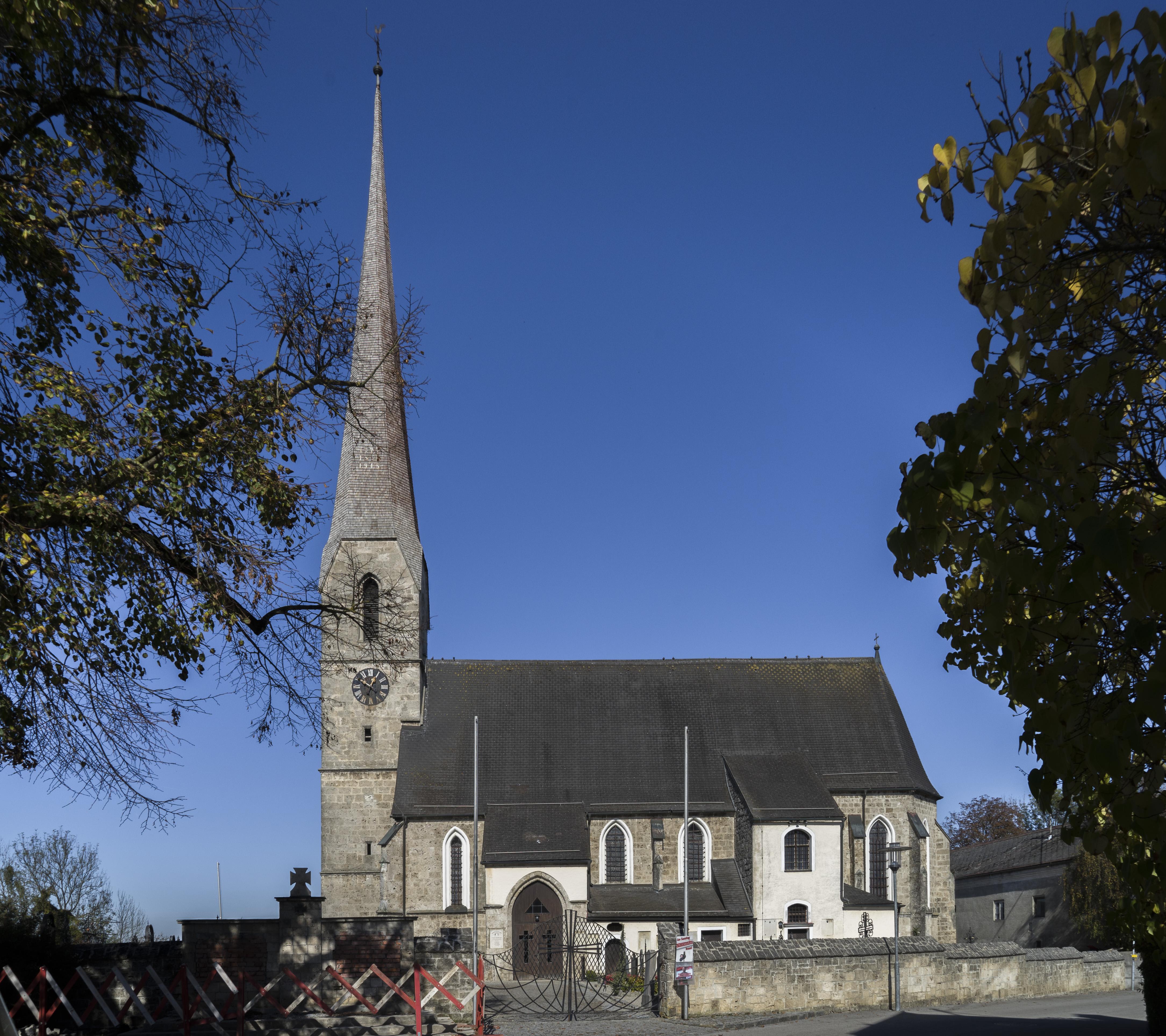 Pfarrkirche St. Peter am Hart