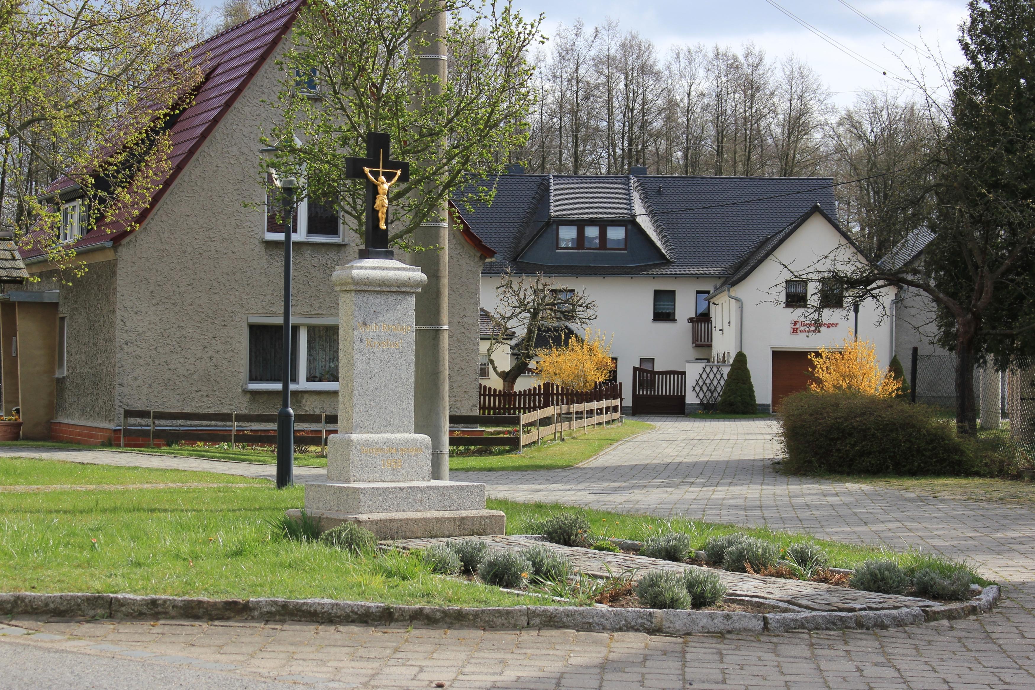 Gemeindekreuz in Zerna