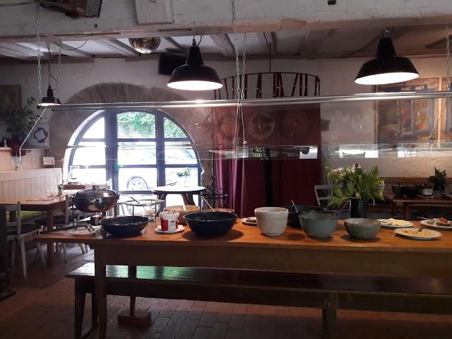 Gaststatte Unter den Linden