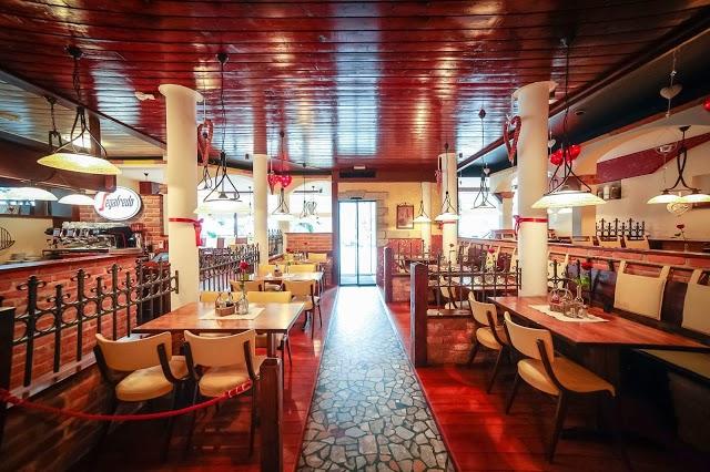 La Cantina
