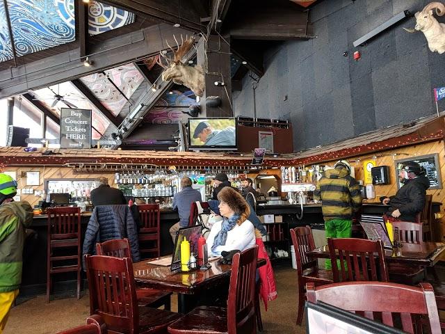 Sitzmark Bar & Grill