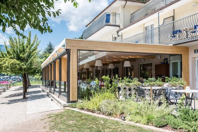 La Taverna Restaurant