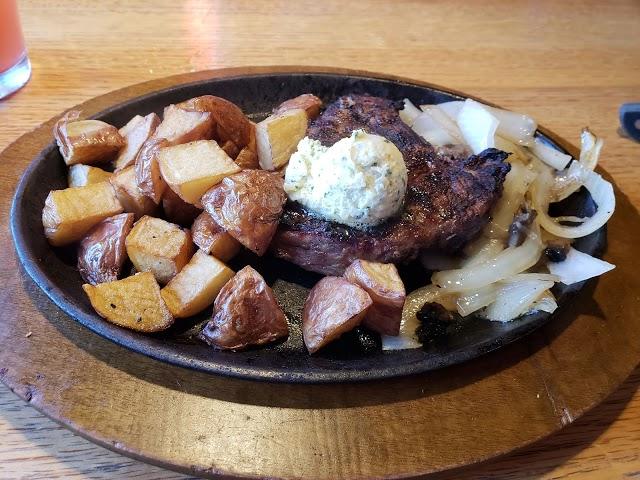 Applebee's Grill + Bar