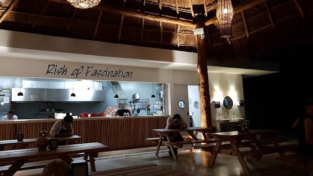 Salciccium Food Truck Village