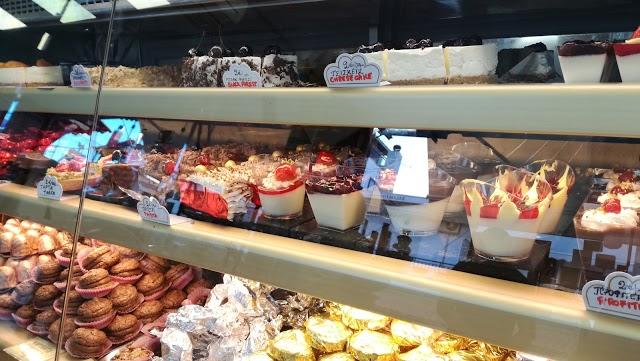 patisserie Tassos