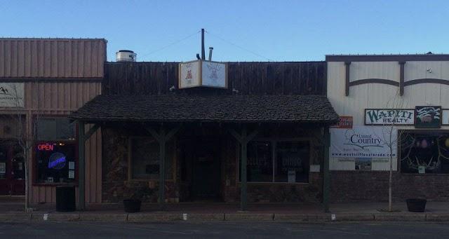 Belle's BBQ & Burgers