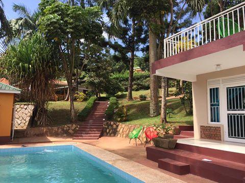Bromelia Guesthouse
