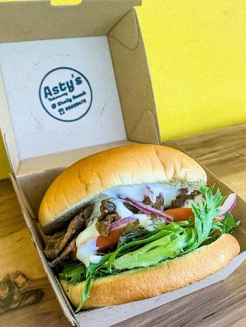 Asty's Takeaway @Shelly Beach