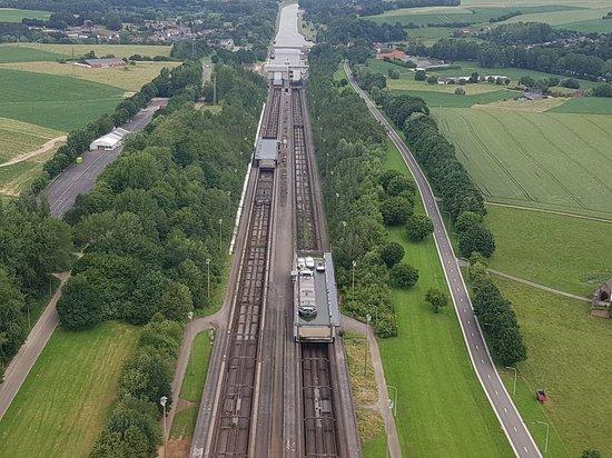 Hellend vlak van Ronquières