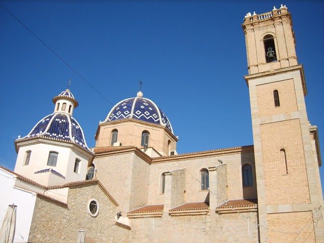 The Virgin of the Consol