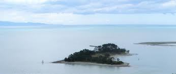 Haulashore Island