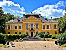 De la Motte Mansion