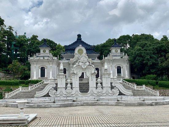 The New Yuan Ming Palace