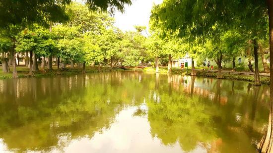 Parc commémoratif Bakeli