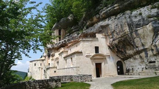 Eremo di Santo Spirito a Majella