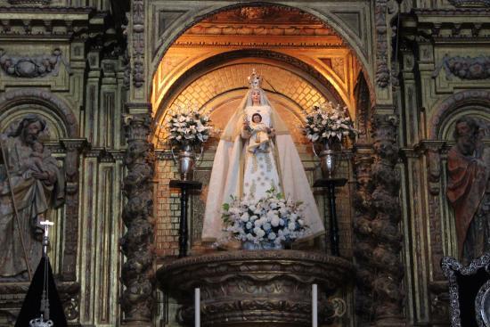 Iglesia de Santa María de la Mota