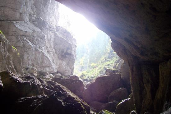 Krasowy kompleks Twierdzy Ponoru