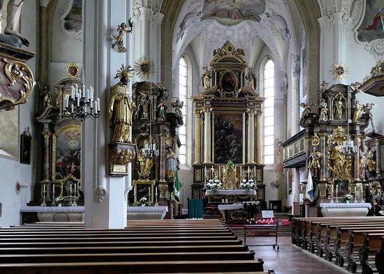 Pfarrkirche "Zum Heiligen Andreas"
