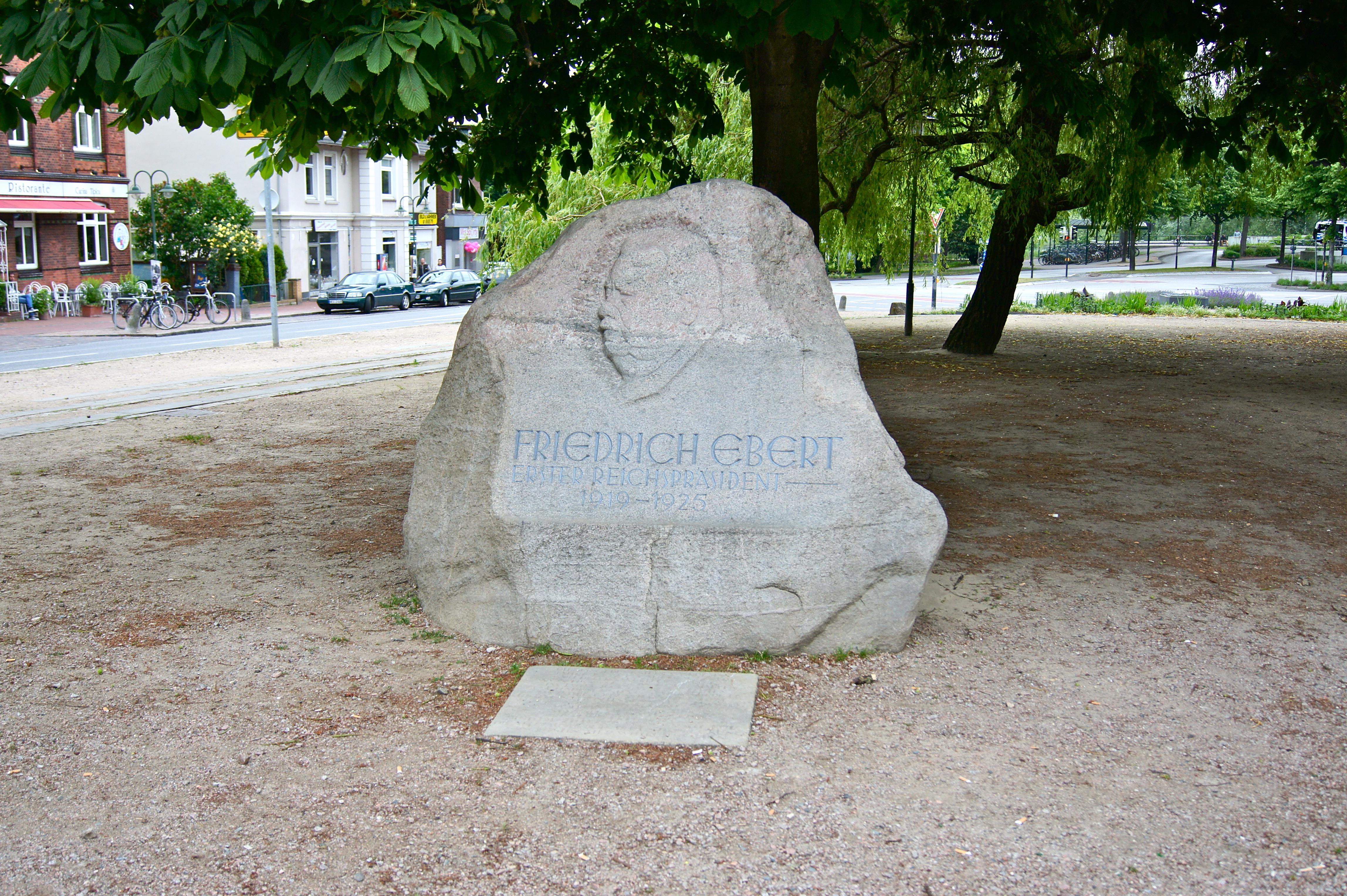 Friedrich-Ebert-Gedenkstein