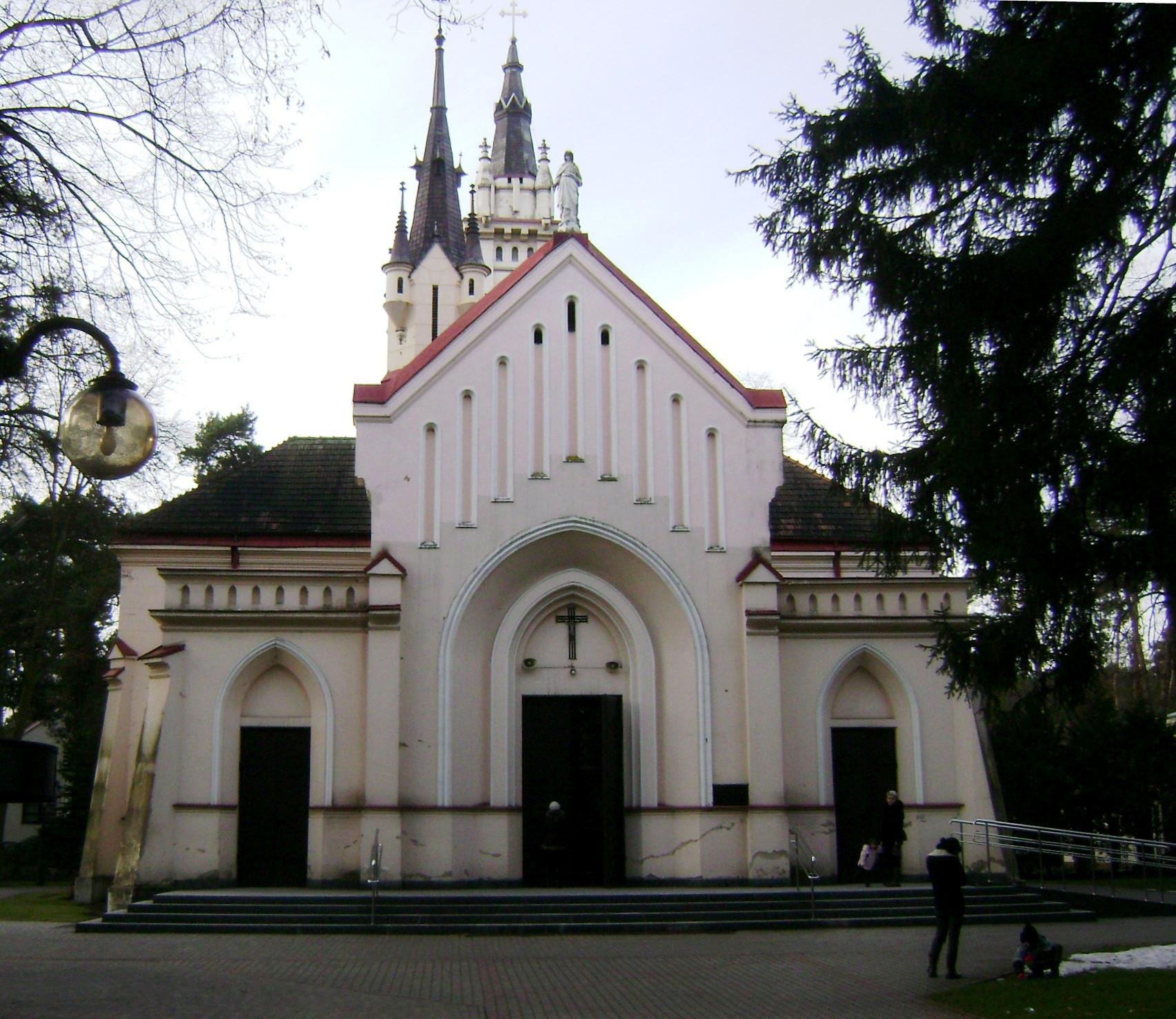 Kościół Matki Bożej Anielskiej w Skolimowie